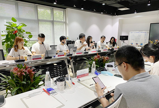 中国磷复肥工业协会理事长修学峰一行到访肥多多